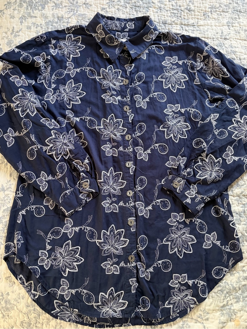 Coldwater Creek Navy Blue Button-Down Shirt with White Floral Embroidery L